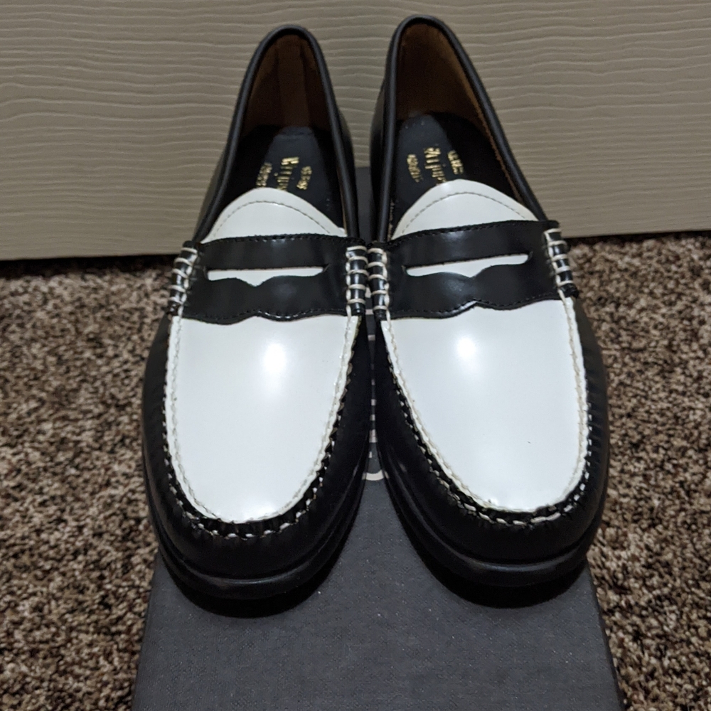 G.H. Bass & Co. Whitney Weejuns Women's 9.5